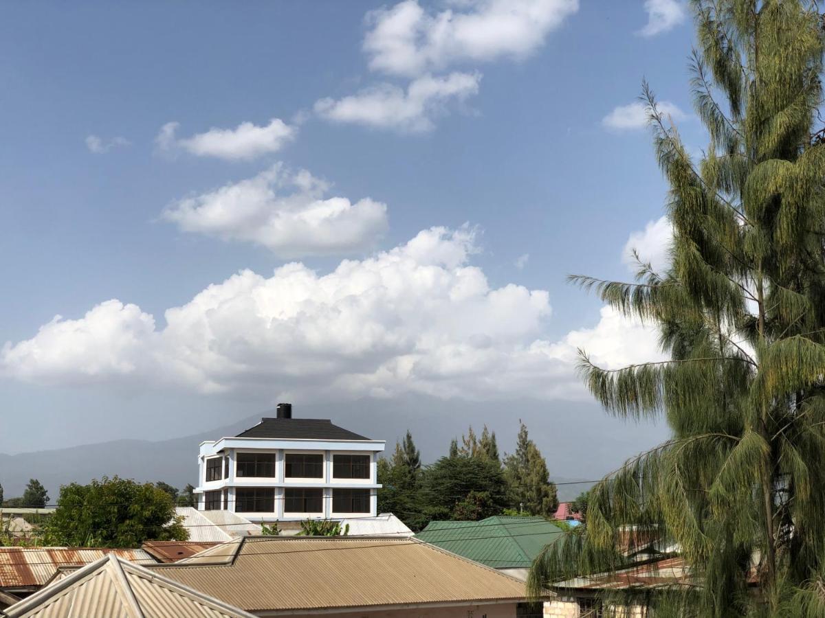The Greenhouse Arusha Buitenkant foto